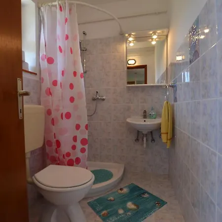 Cozy Ernesto*good Location*rovinj Apartment